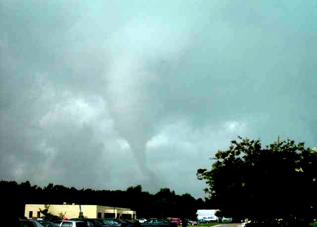 Tornado near SC 9, west of Cheraw.jpg