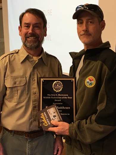 SCDNR Chief of Wildlife Billy Dukes presenting Wildlife Technician Eddie Matthews with the 2018 Technician of the Year award in Georgetown. (SCDNR photo by Sam Chappelear)